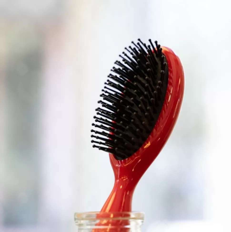 Maison Ghibli Hairbrush Kiki Red Color - Kiki'S Delivery Service- Accessories