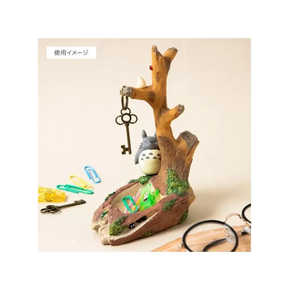 Maison Ghibli Key Hook Totoro At Shade Of A Tree - My Neighbor Totoro- Jewellery Boxes