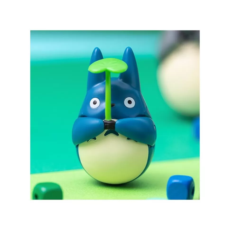 Maison Ghibli Round Bottomed Figurine Middle Totoro With Leaf - My Neighbor Totoro- Toys