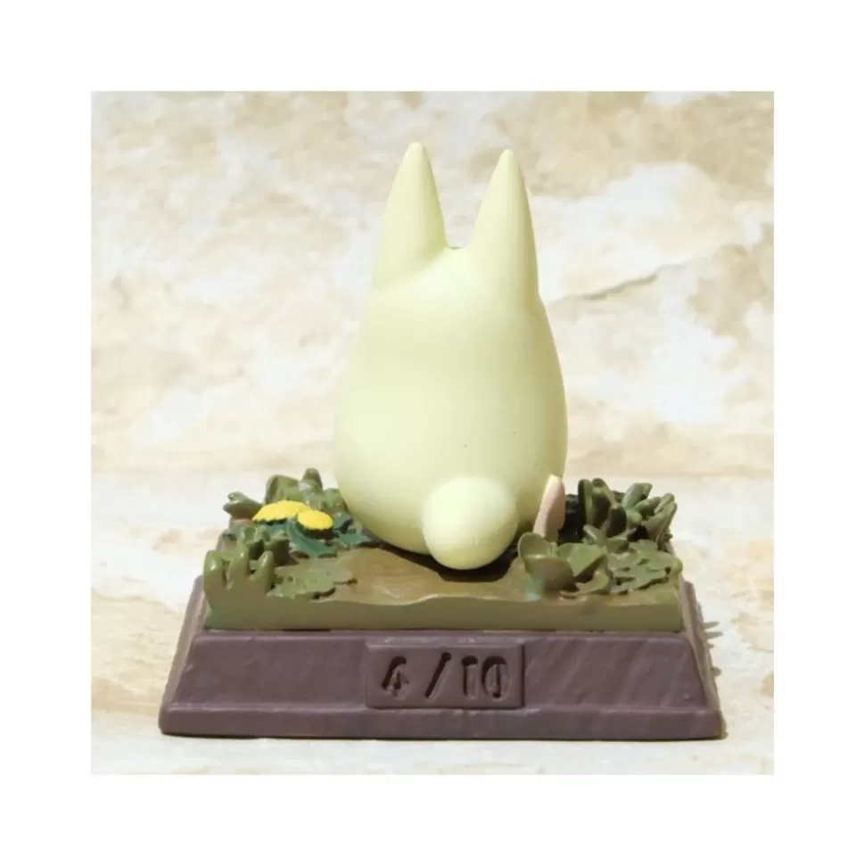 Maison Ghibli Statue Collection Stop Motion Totoro White Race Pose 4 - My Neighbor Totoro- Statues