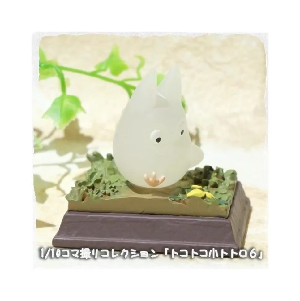 Maison Ghibli Stop Motion Collection Totoro Fast Walk Small Totoro Pose 6 - My Neighbor Totoro- Statues